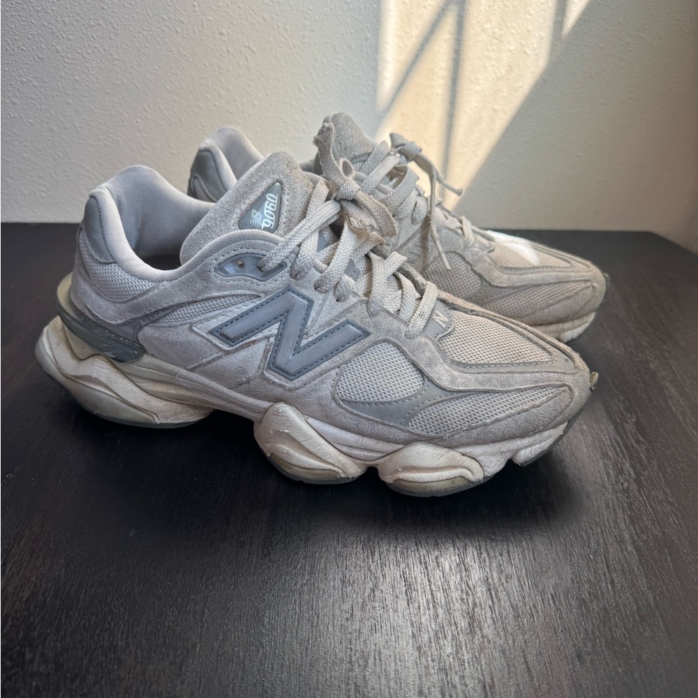 New Balance 9060 Grey Cloud Casual Shoes Size 7 Men's 8.5 Women's U9060ECA